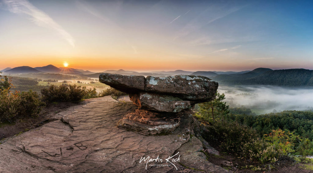 Fotograf der Elemente Landschaft Sonnenaufgang Nebel Geiersteine Pfalz