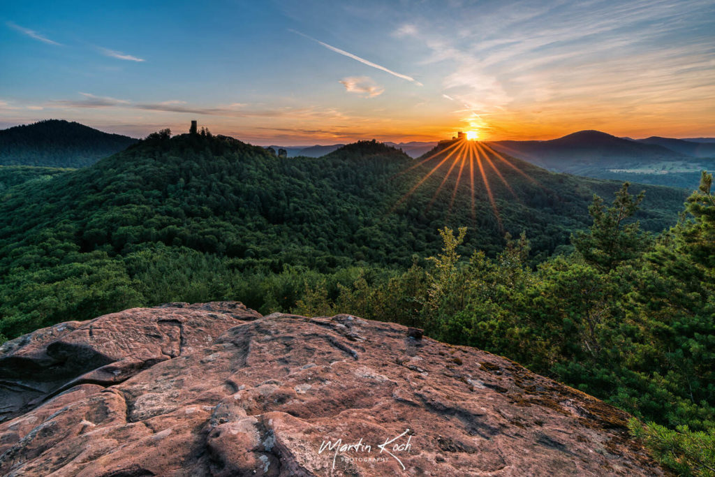 Fotograf der Elemente Landschaft Sonnenuntergang Burg Trifels